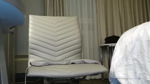 Enthusiest online show from December 4, 2025, 2:10 am