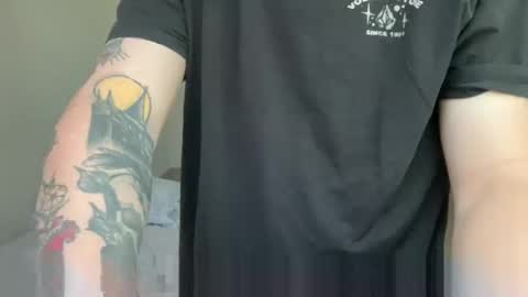 Snapshot of entreporneur chatting on October 21, 2025, 5:02 pm FOLLOW JOIN MY CULT online show from October 21, 2025, 5:02 pm