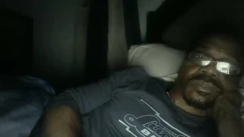 Snapshot of envyme2017 chatting on February 8, 2025, 9:46 am Envyme2017 online show from February 8, 2025, 9:46 am