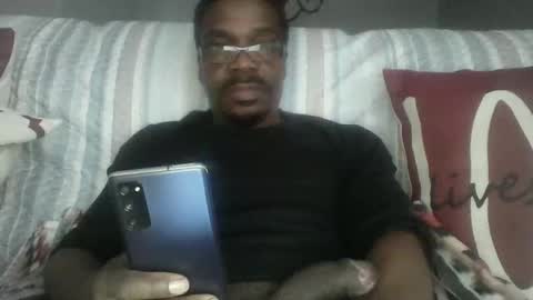 Snapshot of envyme2017 chatting on February 9, 2025, 9:28 pm Envyme2017 online show from February 9, 2025, 9:28 pm