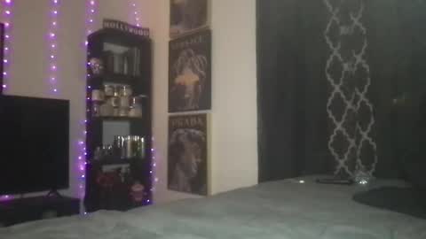 Snapshot of envyxoxo_1 chatting on February 27, 2026, 1:49 am Envy online show from February 27, 2026, 1:49 am