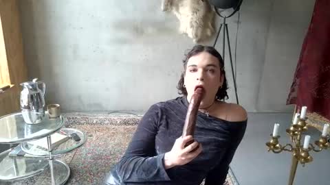 enyaswallowing online show from February 21, 2026, 12:17 pm