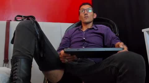 Snapshot of enzopratt chatting on March 9, 2025, 1:04 pm Enzo Pratt online show from March 9, 2025, 1:04 pm