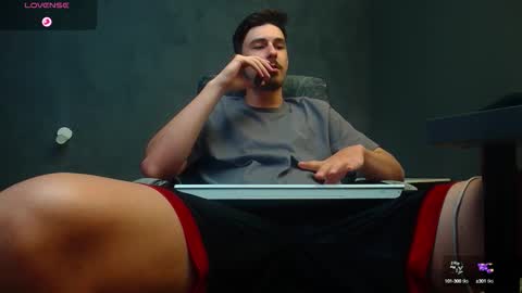 Snapshot of enzorace chatting on September 24, 2025, 5:11 am EnzoRace online show from September 24, 2025, 5:11 am