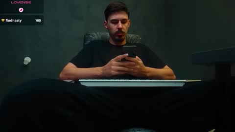 Snapshot of enzorace chatting on September 26, 2025, 5:00 am EnzoRace online show from September 26, 2025, 5:00 am