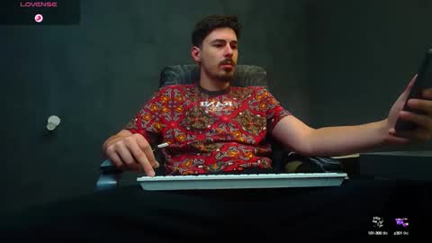 Snapshot of enzorace chatting on September 27, 2025, 5:01 am EnzoRace online show from September 27, 2025, 5:01 am