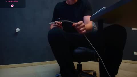 Snapshot of enzorace chatting on October 22, 2025, 4:46 am EnzoRace online show from October 22, 2025, 4:46 am