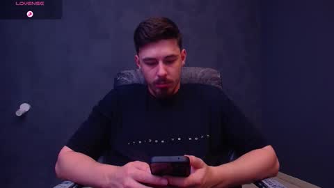 Snapshot of enzorace chatting on November 22, 2025, 6:23 am EnzoRace online show from November 22, 2025, 6:23 am