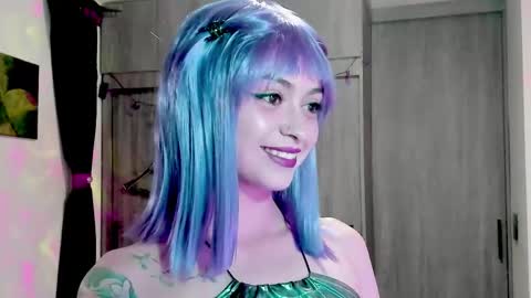 Leyla online show from October 30, 2025, 11:49 pm