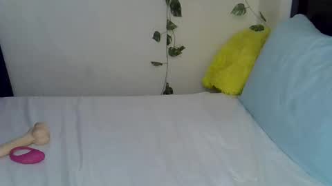 ephy03 online show from November 8, 2025, 11:47 pm