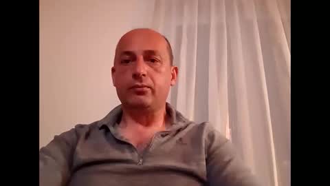 Snapshot of epu17 chatting on May 5, 2026, 6:49 pm epu17 online show from May 5, 2026, 6:49 pm
