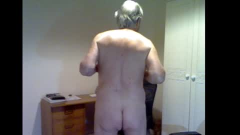 erasmus_d online show from January 15, 2026, 6:22 pm