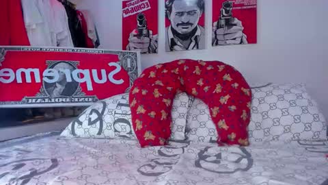 Snapshot of eren_blade_ chatting on December 22, 2025, 1:57 am Tht BOSS Eren online show from December 22, 2025, 1:57 am