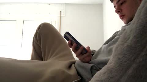 eric123754216 online show from November 5, 2025, 9:20 am