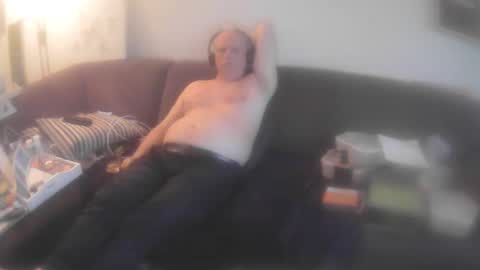 Snapshot of eric204 chatting on March 23, 2026, 1:04 pm Eric online show from March 23, 2026, 1:04 pm
