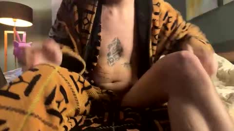 Snapshot of eric_carrotman chatting on February 17, 2026, 10:49 pm Eric Carrotman online show from February 17, 2026, 10:49 pm