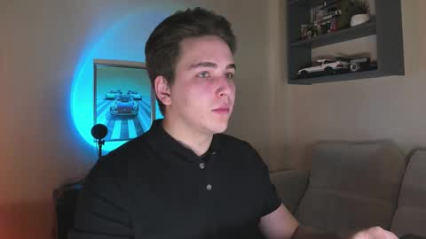 Eric online show from November 8, 2025, 7:23 pm