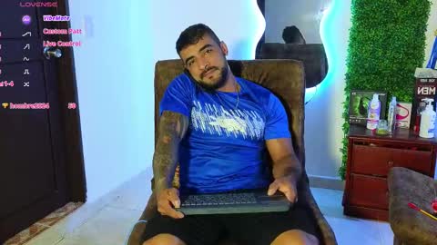 Snapshot of eric_harrison1 chatting on February 17, 2025, 11:20 pm Brayan online show from February 17, 2025, 11:20 pm
