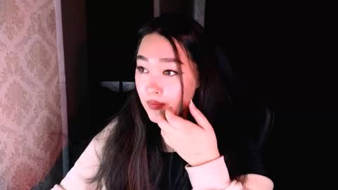 Erica Wayne online show from October 30, 2025, 9:44 am