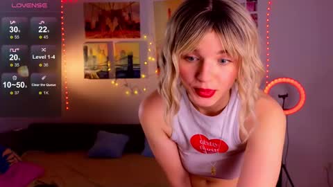 Erica Winterr online show from February 4, 2025, 8:56 am