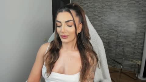 Snapshot of erica_xoo chatting on October 26, 2025, 2:12 pm Riaaa online show from October 26, 2025, 2:12 pm