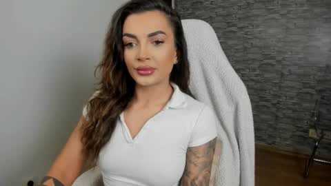 Snapshot of erica_xoo chatting on November 22, 2025, 5:50 am Riaaa online show from November 22, 2025, 5:50 am