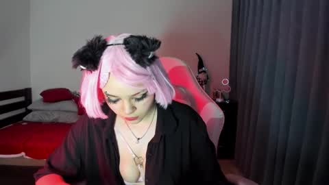 Erica online show from January 6, 2025, 10:47 pm