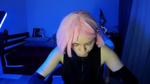 Erica online show from January 17, 2025, 9:39 pm