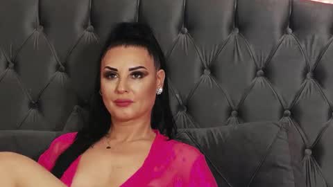 Erica online show from December 19, 2024, 10:10 pm