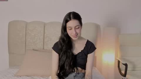 Dayanna online show from May 13, 2026, 8:49 pm