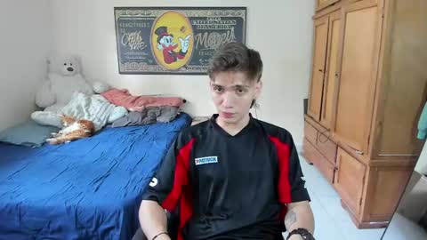 erick_de_rossee online show from March 12, 2026, 7:09 pm