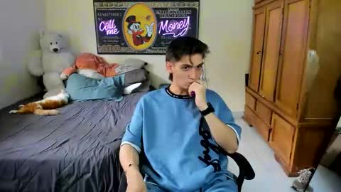 erick_de_rossee online show from March 25, 2026, 9:21 pm