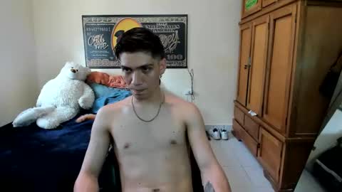 erick_de_rossee online show from May 27, 2026, 8:39 pm
