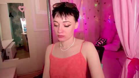 Snapshot of erickafetish chatting on November 16, 2025, 4:23 pm Ericka online show from November 16, 2025, 4:23 pm