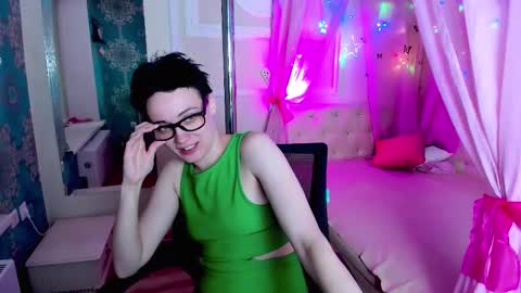 Snapshot of erickafetish chatting on November 30, 2025, 5:39 pm Ericka online show from November 30, 2025, 5:39 pm