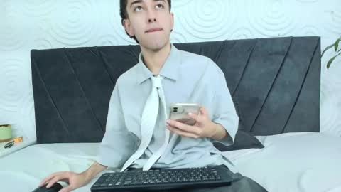 Erick online show from February 3, 2025, 12:57 pm