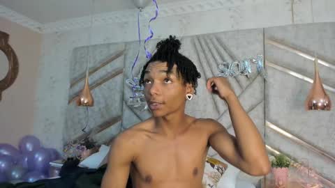 Snapshot of erickcarmack chatting on February 20, 2025, 4:28 am Erick online show from February 20, 2025, 4:28 am