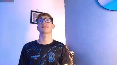 I am Erik online show from May 10, 2026, 7:41 pm