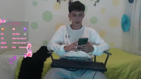 Snapshot of erik_lion chatting on January 8, 2025, 8:18 pm Jhon online show from January 8, 2025, 8:18 pm