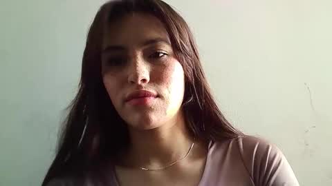 Erika online show from December 2, 2025, 6:25 pm