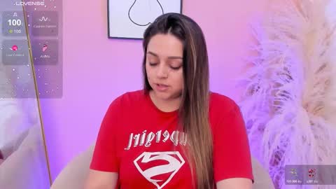 Snapshot of erika_mendez1 chatting on February 6, 2026, 8:23 pm Erika Mendez online show from February 6, 2026, 8:23 pm