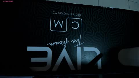 Snapshot of erikabenz chatting on January 11, 2026, 9:14 am Erika Benz online show from January 11, 2026, 9:14 am