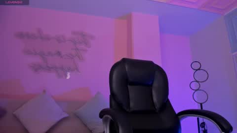 Snapshot of erikabenz chatting on January 18, 2026, 12:09 pm Erika Benz online show from January 18, 2026, 12:09 pm