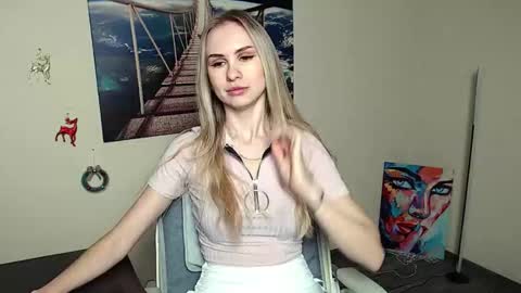 Snapshot of erikagavin chatting on January 13, 2026, 1:16 pm Erika online show from January 13, 2026, 1:16 pm