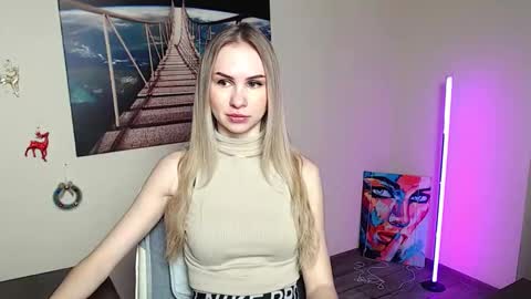 Snapshot of erikagavin chatting on January 16, 2026, 12:53 pm Erika online show from January 16, 2026, 12:53 pm