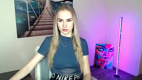 Snapshot of erikagavin chatting on February 25, 2026, 1:21 pm Erika online show from February 25, 2026, 1:21 pm