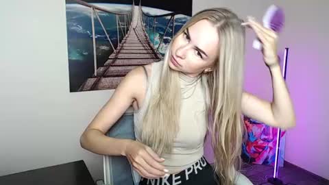 Erika online show from July 10, 2026, 11:57 am