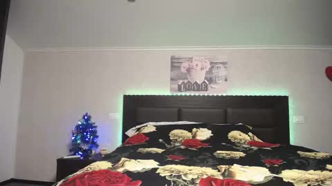 Snapshot of erikagold chatting on December 8, 2024, 5:29 am ErikaGold online show from December 8, 2024, 5:29 am