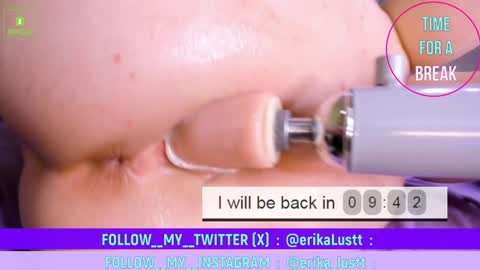 Snapshot of erikalustx chatting on March 4, 2025, 1:59 pm Erika online show from March 4, 2025, 1:59 pm