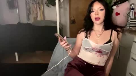 erika online show from January 6, 2026, 1:31 am